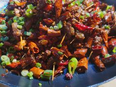辣子签签牛肉-遇见小厨·北京烤鸭·江湖菜·川菜(广福桥店)