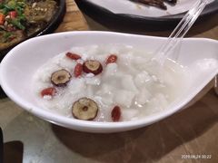 -何师烧烤·香辣蟹·川菜·30年老品牌(太古里旗舰店)