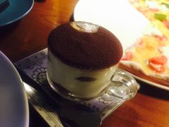 -JINNS锦时 steak&pizza(浸信会礼拜堂旧址店)