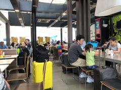 -麦当劳(深圳北站高铁店)