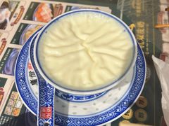 -广信牛奶甜品世家(台东店)