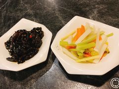 爽口秋耳-有家生煎(三里屯店)