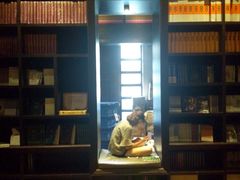 -钟书阁(松江泰晤士小镇店)