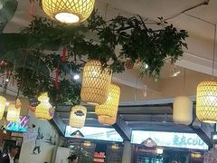-老房老舍重庆火锅(假日城市店)
