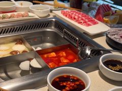 -海底捞火锅鲜切牛肉主题店(长寿路店)