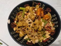 -明月食府(二区干二路店)