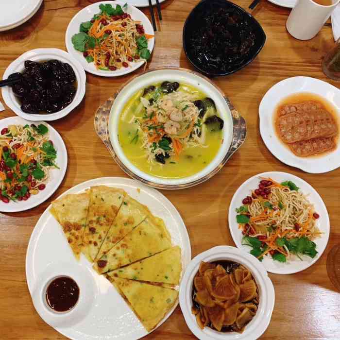 兴化人家"找个吃晚饭的地方,原本要去某珍大院,到门.