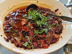 -八府香鸭·啫啫煲(华山路店)