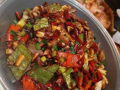 -老滇山寨•云南特色菜•地方菜•民族风情歌舞表演(金碧店)