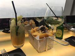 -OZONE 顶楼酒吧(香港丽思卡尔顿酒店)