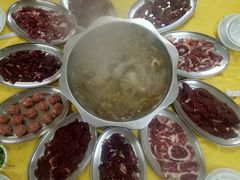 全牛宴-辉煌牛肉杂园