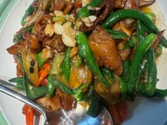 -老周家酱卤猪蹄私房菜(克拉玛依西街店)
