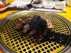 -唯成•韩国炭火烤肉 유성고기