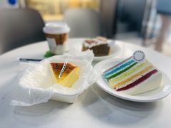 彩虹蛋糕-ADO KAFE(大学城店)