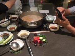 -捞王锅物料理(上海世茂广场店)