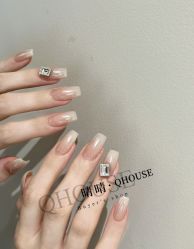 -QHOUSE美甲美睫