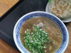 -泉儿头杂碎(杂碎师大店)