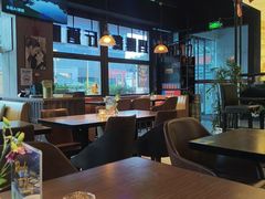 -MARU玛露音乐餐厅(大学路店)