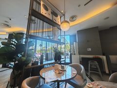 -必胜客(世纪港湾店)