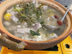 石橄榄炖鸡-洪大厨鸡煲(福田店)