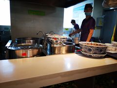 自助取餐区-京穆兰兰州牛肉面·清真(西客站店)