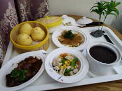 -菁幼月子会所(儿童医院店)