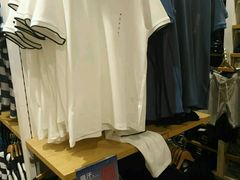-优衣库(上海虹口龙之梦店)
