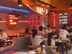 -老班长·小龙虾·鲜货烧烤大排档(金街美地店)