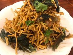 -郑东靓靓虾馆·金牌油焖大虾(天泽街店)