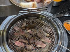 -韩烧牛中牛·甄选黑牛烤肉(黑金店)