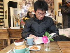 iphone_upload_pic-良友书坊(安徽路店)