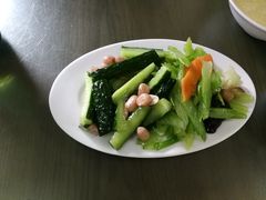 黄瓜拌果仁-四平包子铺