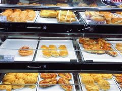 -Caidie Bakery采蝶轩(百越店)