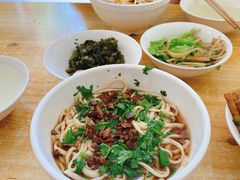 大肉面-玉竹面馆
