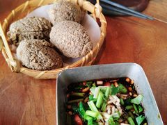 老贵阳豆腐圆子-包整·丝娃娃(甲秀楼景观店)
