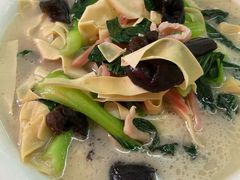 -胡子饮食店