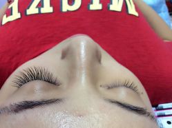 -Yolee雅妮容颜定制美睫·美甲