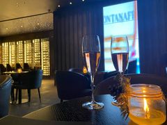 -wineapp葡萄酒餐吧(外滩金融中心店)