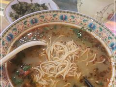 -金杨拉面王小吃面馆·牛三宝面·红烧牛肉粉