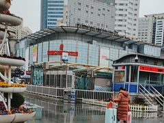 -友谊服饰商场(名品商厦店)