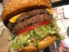 -The Habit Burger Grill 哈比特汉堡(复兴soho店)