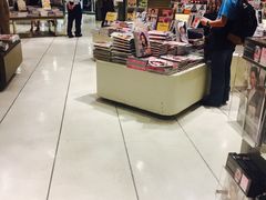 -诚品(信义店)