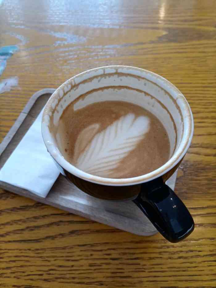 飞石咖啡(古子城店)-"和朋友吃完饭准备再找个地方聊聊天,就走到.