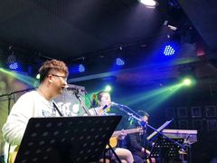 -月亮瓦肆音乐酒吧(环山路店)