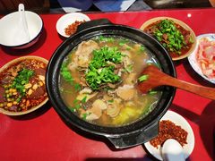 -谢老五跷脚牛肉·非遗传承店