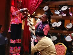 -老滇山寨•云南特色菜•地方菜•民族风情歌舞表演(金碧店)