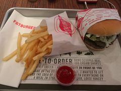 -FATBURGER 特富客汉堡(外交公寓店)
