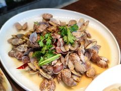 辣炒蛤蜊-俏东方·海味水饺·青岛菜(崂山店)