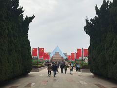 -上海市龙华烈士陵园
