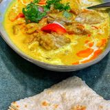 菠萝海鲜饭全场最惊艳 好吃料很丰富 有葡萄干肉松